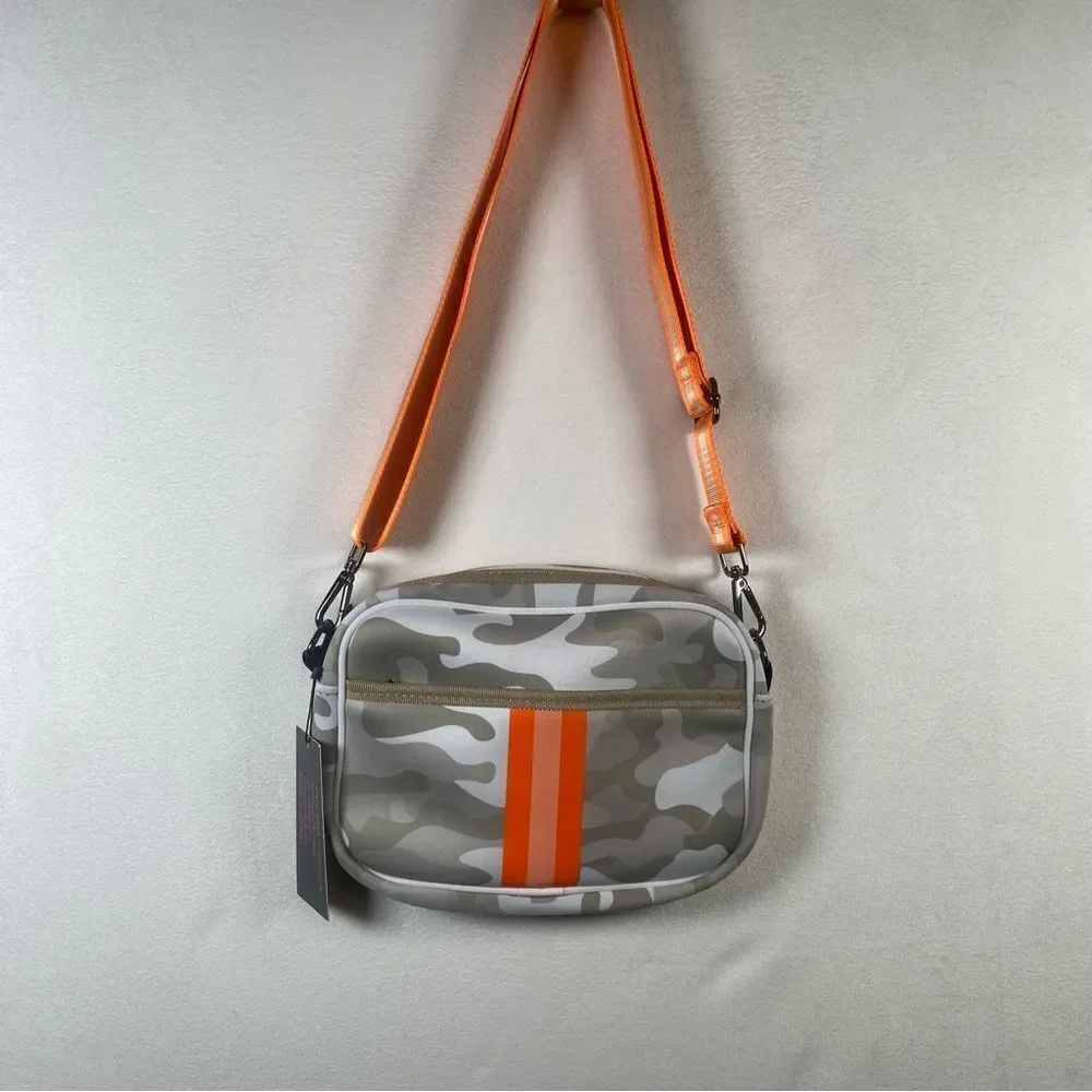 Haute Shore Premium Neoprene Collection Drew Rise Compact Crossbody Purse New